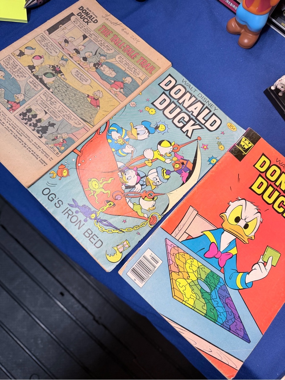 Walt Disney Donald Duck Kids Comic Bundle - Blue & Red Covers